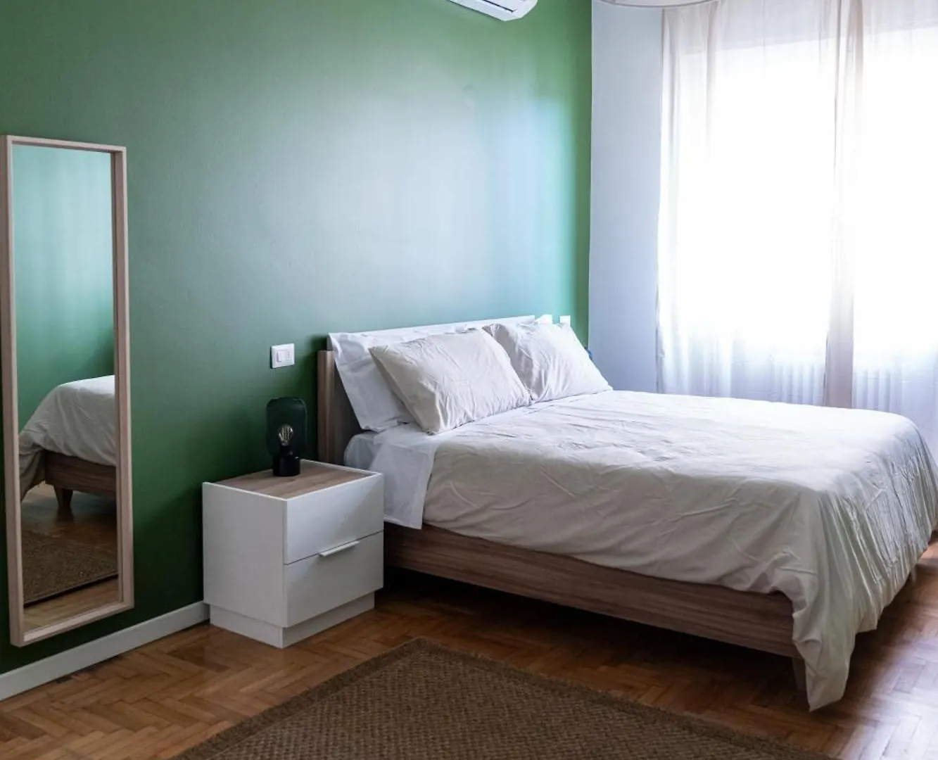 Lp Apartments - Navigli Milan Italy